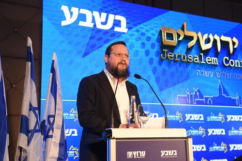 הרב נריה מגיב לסערה: "לא נעים אך זו התחושה"