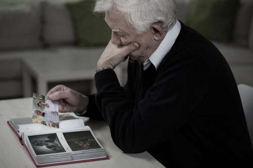 עשה ואל תעשה: עשרת הדברות לניחום אבלים