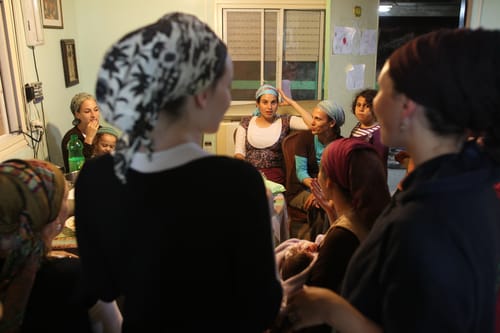 80% מהסרוגות: מצבנו טוב יותר מהחילוניות