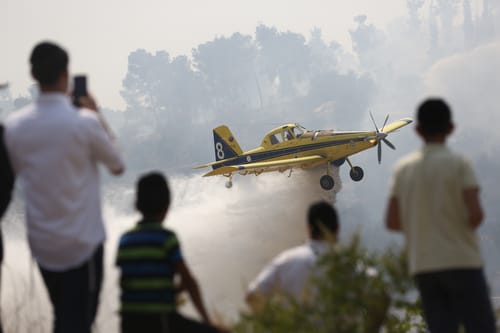 שריפה בירושלים: תושבים ברמות פונו מהבתים