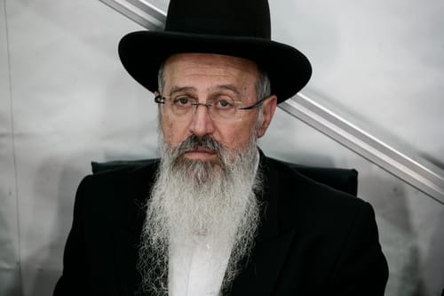 המדינה שוקלת הליך להדחת הרב אברהם יוסף