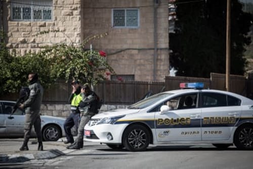 המשטרה פשטה על עיריית נתניה: חשד לשוחד