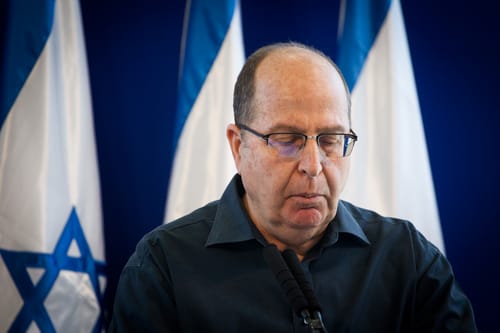 יעלון מצא אויב: "המגזר הדתי לאומי מחייב טיפול"