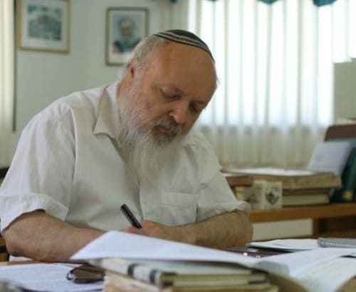 "במקום גדלות בתורה הציבור הדתי מחנך את הנוער לחפש סיירות"