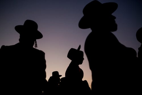 כתב אישום: המלמדים בבעלזא התעללו והשפילו