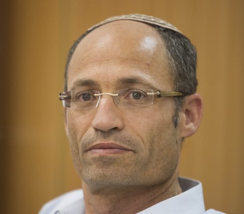 דוידי פרל שילם למתלוננת כדי לסגור פרשת הטרדה מינית