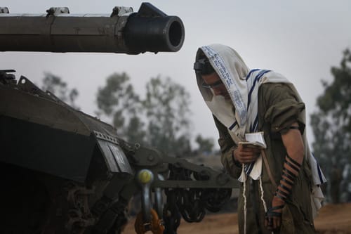 חיילים דתיים יחוייבו להשתתף בטקסים עם שירת נשים