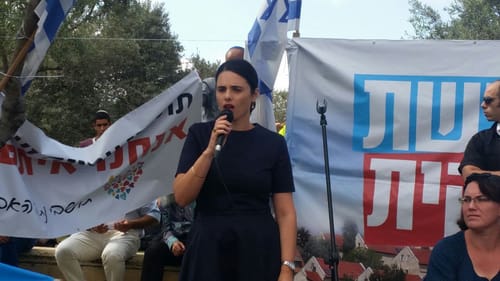 איילת שקד: "לא נראה פרשים עולים על עפרה"