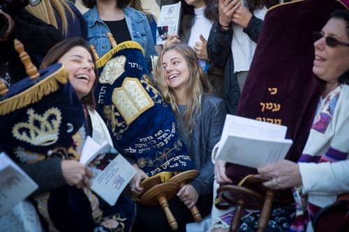 בתקופה האחרונה, הרפורמים הם גנבי הכותל