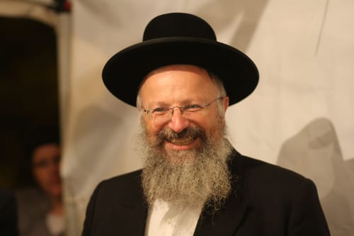 תחשוב מחוץ לקופסא / הרב אליהו משיב לאיתמר סט