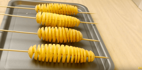 צפו: השיפוד שחייב להיכנס למדורה שלכם