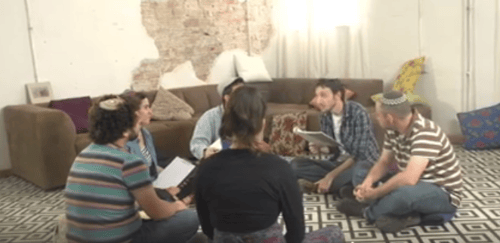 צפו: סרטון חדש של אנדרדוס למרכז האקדמי לב