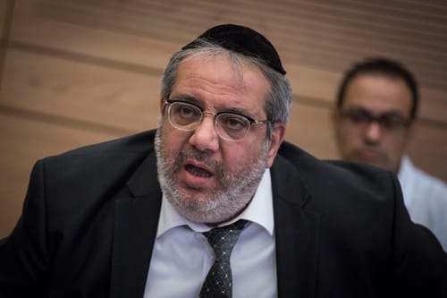 מזכ"ל ש"ס ח"כ יגאל גואטה התמוטט בפראג