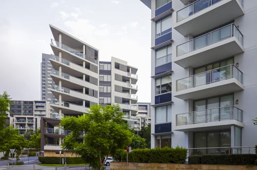 בעשור האחרון נבנו כ-16% דירות קטנות בישראל בלבד