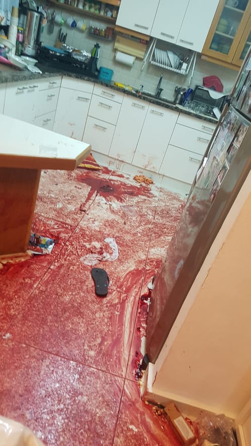 שו"ת: האם מותר לפרסם את תמונות הטבח בנווה צוף?