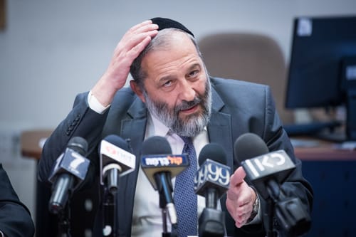 דרעי לא מתנצל: 'אלה ציטוטים של רבנים סרוגים'