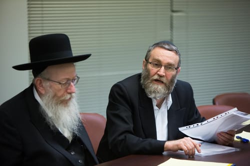 החרדים מקדמים מלחמה בבית המשפט העליון