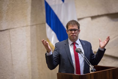 אורן חזן שוב מורחק מהכנסת