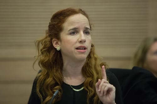 לא מפתיע: סתיו שפיר לא תתמודד לראשות העיר ת"א