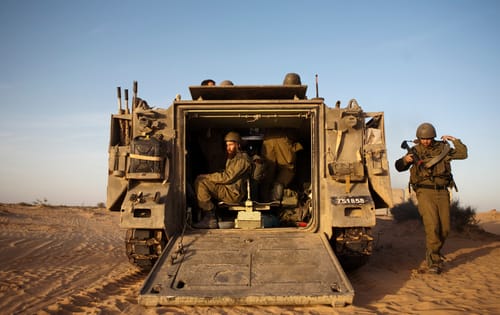 חייל דתי נשפט לכלא כי סרב להיכנס לנגמ"ש עם חיילת