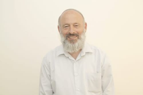 הרב קנוהל זצ"ל- האיש שידע לקבל חיצי בקורת