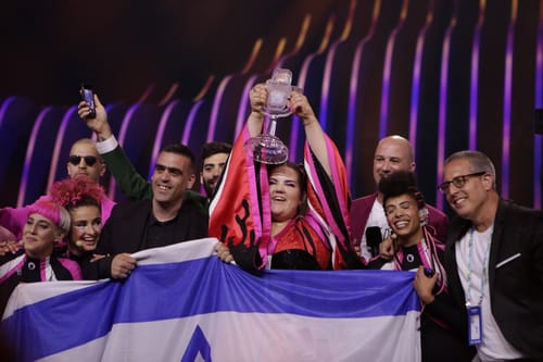 לא שכחה לעלות את ירושלים על ראש שמחתה