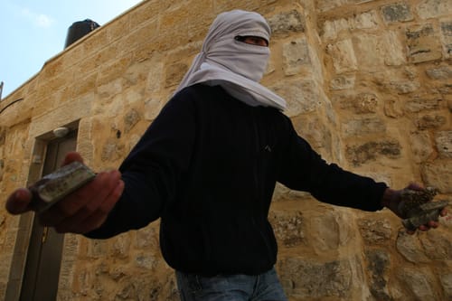 תושב דולב הוכה על ידי שלושה ערבים ונשדד
