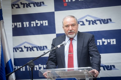 ליברמן בירך על החלטת הרבנים: "שקולה ואחראית"