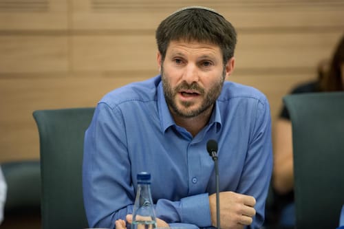 סמוטריץ' קרא לנתניהו: "אל תשתף פעולה עם בג"ץ"