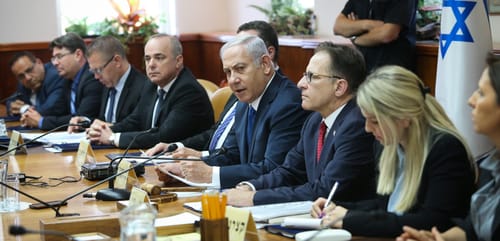 נתניהו: "המפלגות עדיין נמצאות על צמרות העצים"