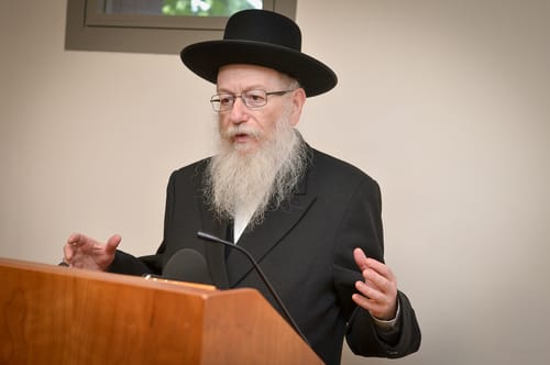מפלה לאגודת ישראל: נשים חרדיות ירוצו לכנסת