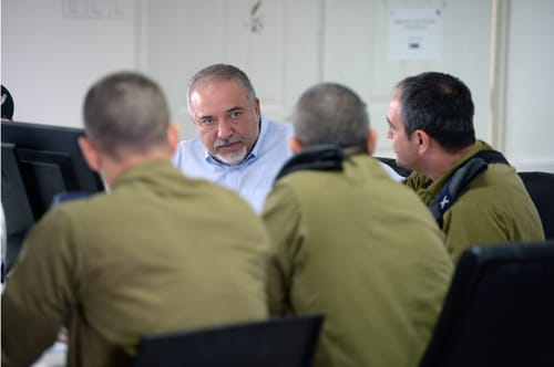 ליברמן על פיצוץ המנהרה: "עוד צעד בדרך לחיסול"