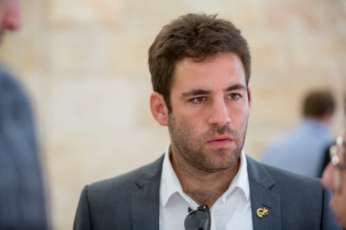 עופר ברקוביץ' מכניס לרשימתו אשת שמאל
