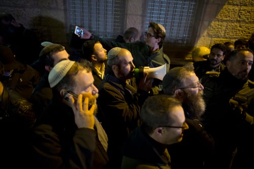 צו סגירה לגלריה שאירחה את שוברים שתיקה בירושלים