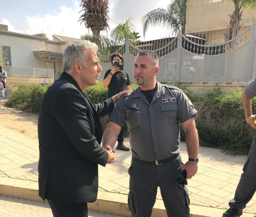 לפיד בבאר שבע: "ככה צריך להיראות הבית של סינוואר"