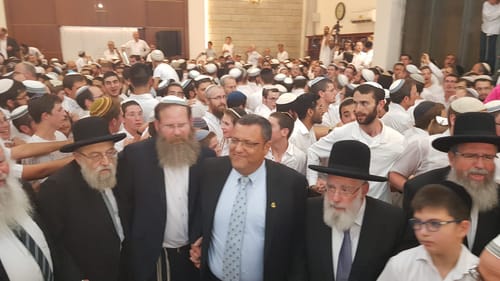 הרב שפירא בהודעה חריפה: "להעדיף את המועמד הדתי"