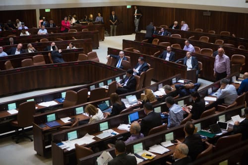 התרגיל המסריח: הקואליציה משכה את כל החוקים