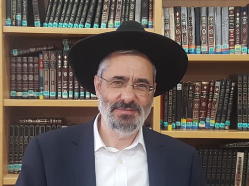 האם הרמב"ם הורה לתלמידו לא ללמוד גמרא?