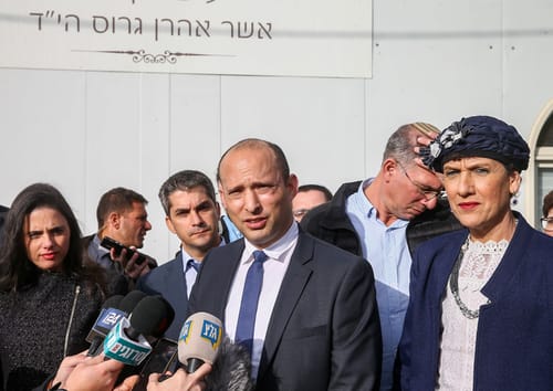 שתיקה רועמת: למה בנט ושקד לא מדברים?
