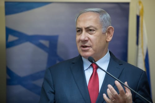 גורם בליכוד: סער לא מחמיץ הזדמנות לחתור תחת נתניהו