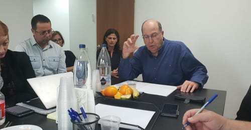 יעלון: קורא לבנט ושקד לרוץ איתו יחד
