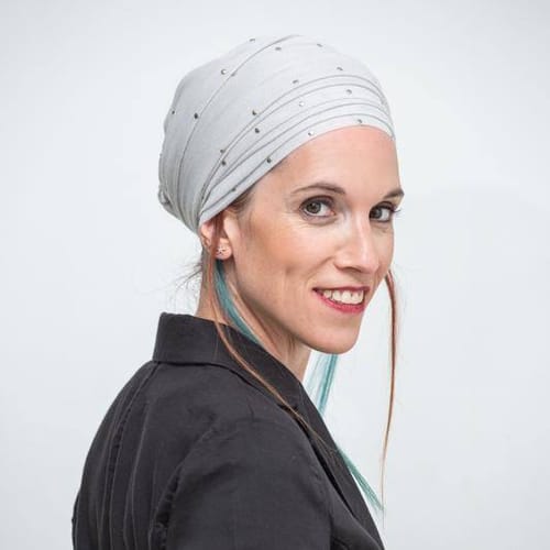צניעות לא נמדדת בכמה ס"מ מתחת לברך\ תגובה