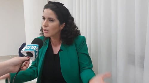 יפעת ארליך לסרוגים: "לא יכולתי לעמוד יותר מנגד"