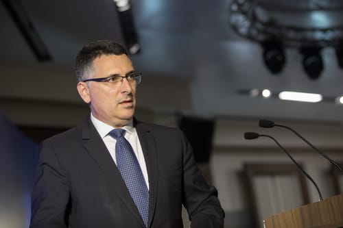 סער מתנגד לחוק החסינות: "לא יועיל לליכוד ולנתניהו"
