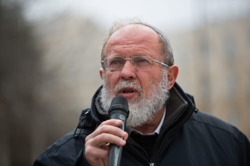 הרב אלי סדן: בנט אומר שהוא לא צריך רבנים ותורה