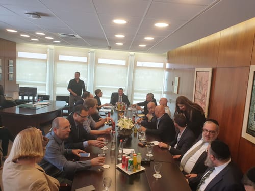 ראשי הסיעות מתאמים תאריך לבחירות חדשות