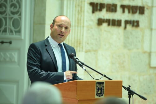בנט: "הדרום נשרף והממשלה עסוקה בבחירות"
