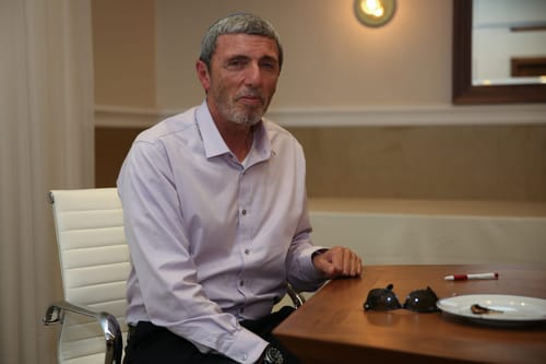ביקורת על הרב פרץ: "פגיעה חסרת טעם בחמ"ד"