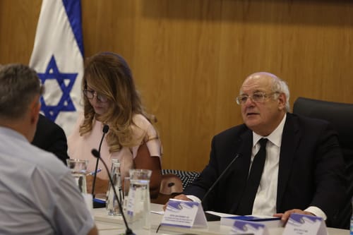 נדחתה דרישת נתניהו להיפגש מיידית עם מלצר