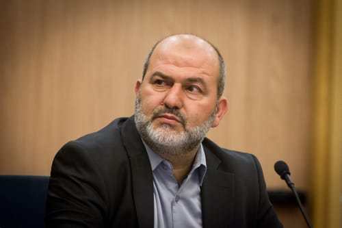 "שלום מדבר בנימין נתניהו" כך נמתח הח"כ מהמשותפת